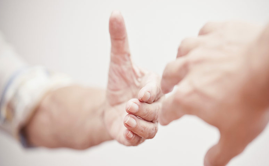 �ڲ�����Ϸ��վ���ж�